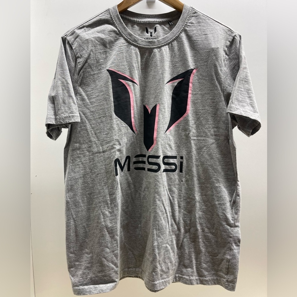 Men's Gray and Pink Messi Graphic‎ T-Shirt